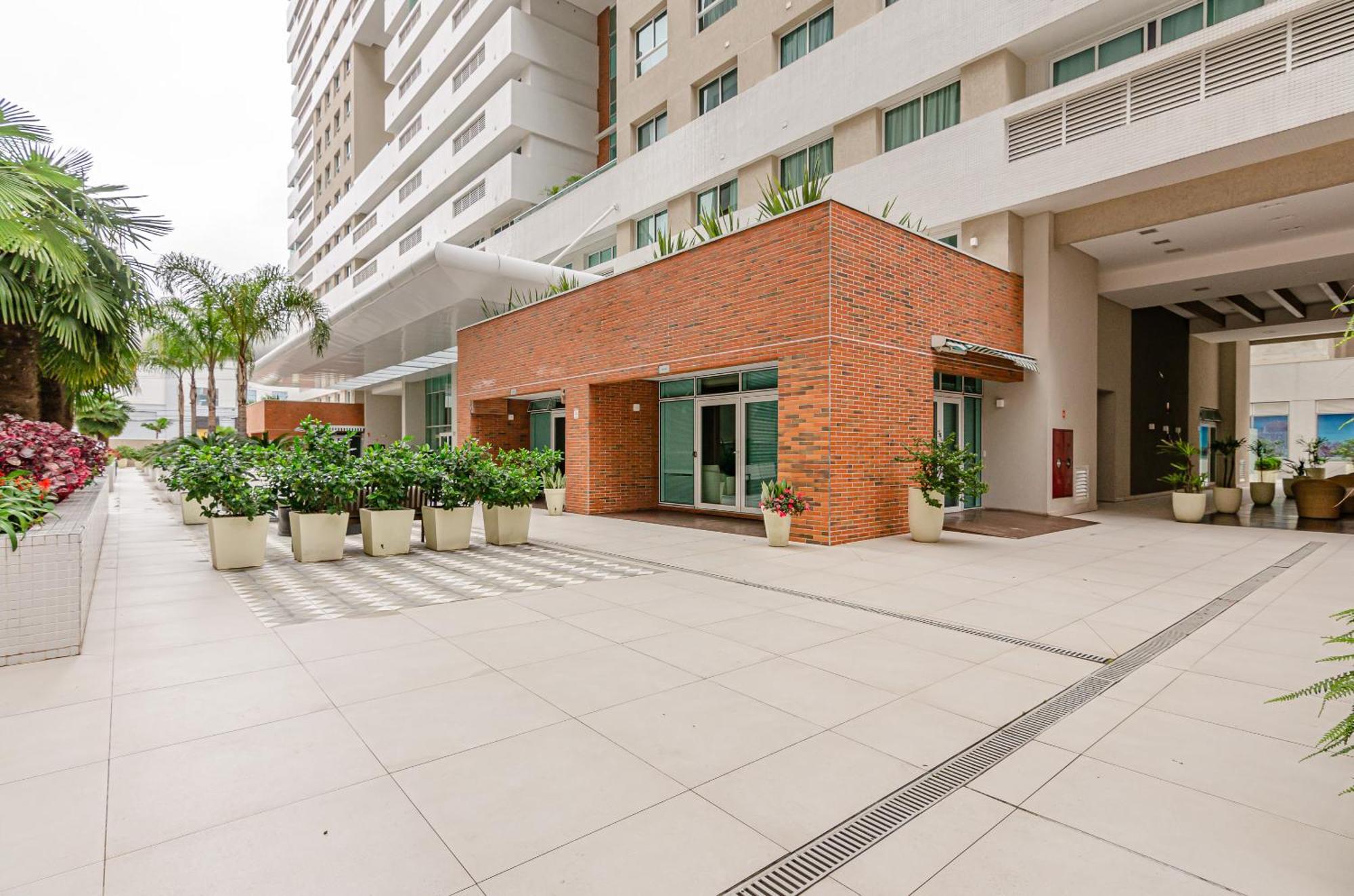 Lifespace Curitiba - Apartamentos Urooms Εξωτερικό φωτογραφία